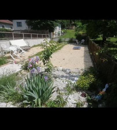Le Studio Saint-Jean-en-Royans Exterior photo